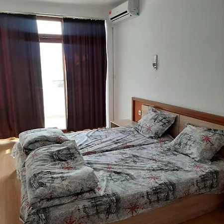 For 2 Persons Lägenhet *